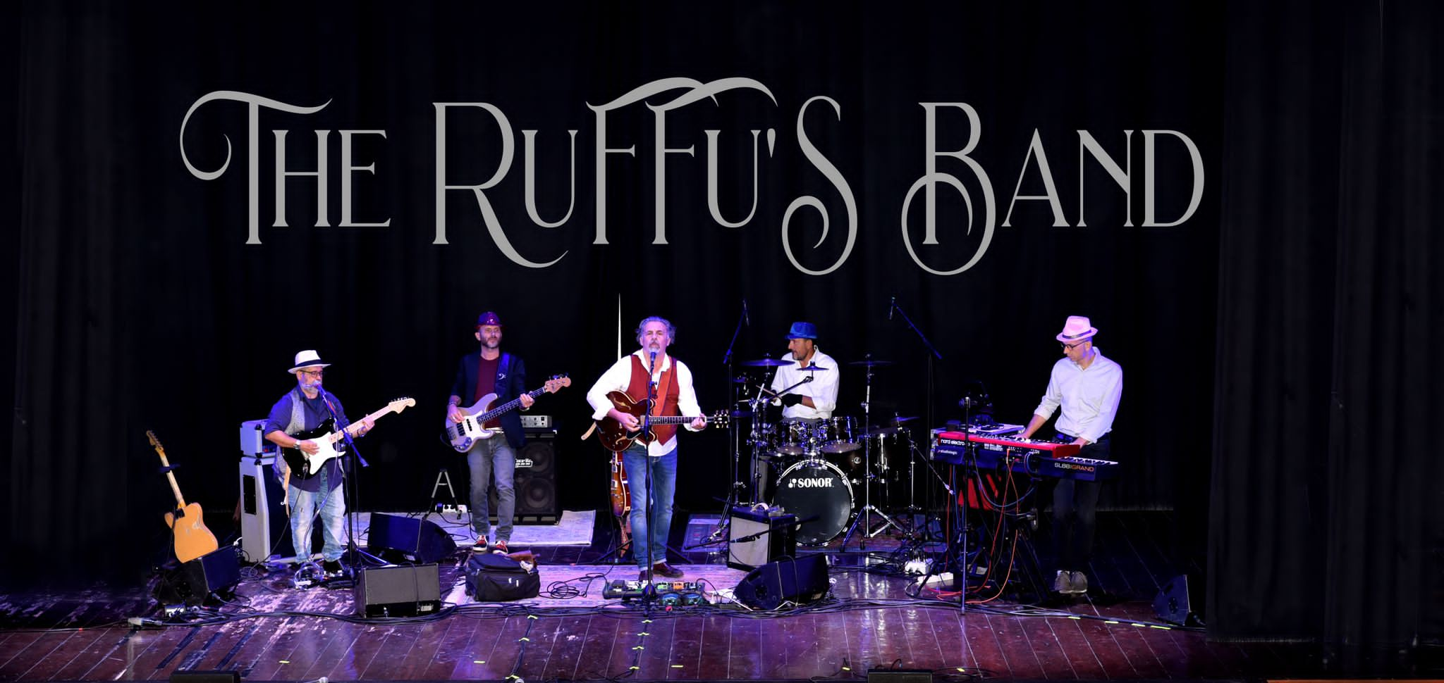 i ruffus band.jpg