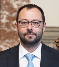 Stefano_Patuanelli.jpg